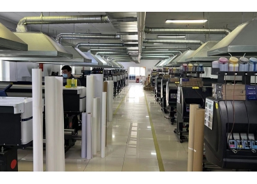 美国惠普高精度写真喷绘机20台（现场实景）